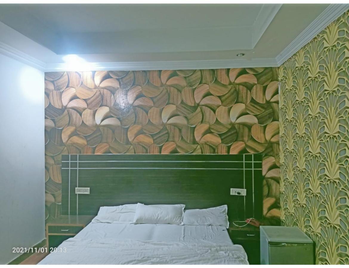 Hotel Kishore International, 암리차르 외부 사진